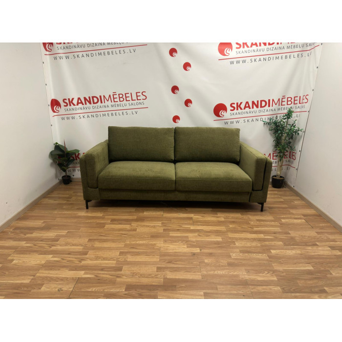 Sofa HUGO (Trečiavietė, išsitempiama)(Ekspozicija) Sofa HUGO (Trečiavietė, išsitempiama)(Ekspozicija)